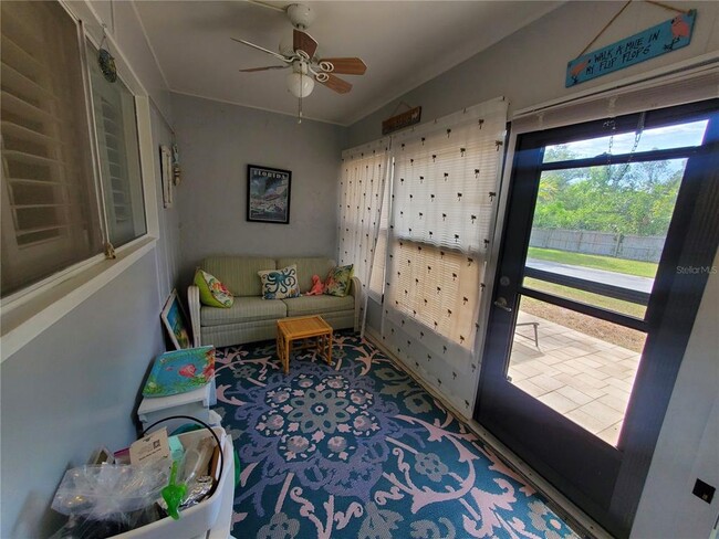 Building Photo - 1400 Arrowhead Cir W