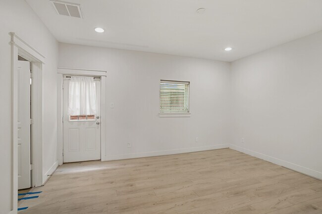 Building Photo - 5743 Kansas St