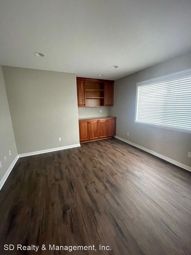 Building Photo - 3 br, 3 bath House - 8646 GOLDEN RIDGE ROAD