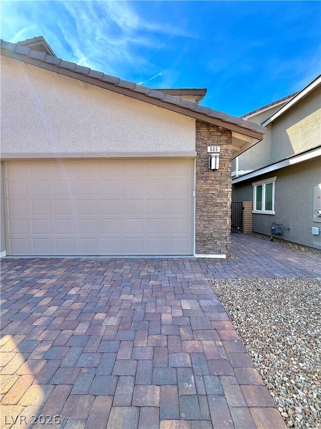 Building Photo - 666 Cottonwood Hl Pl