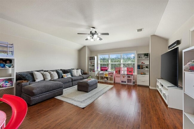 Building Photo - 2500 White Stallion Way