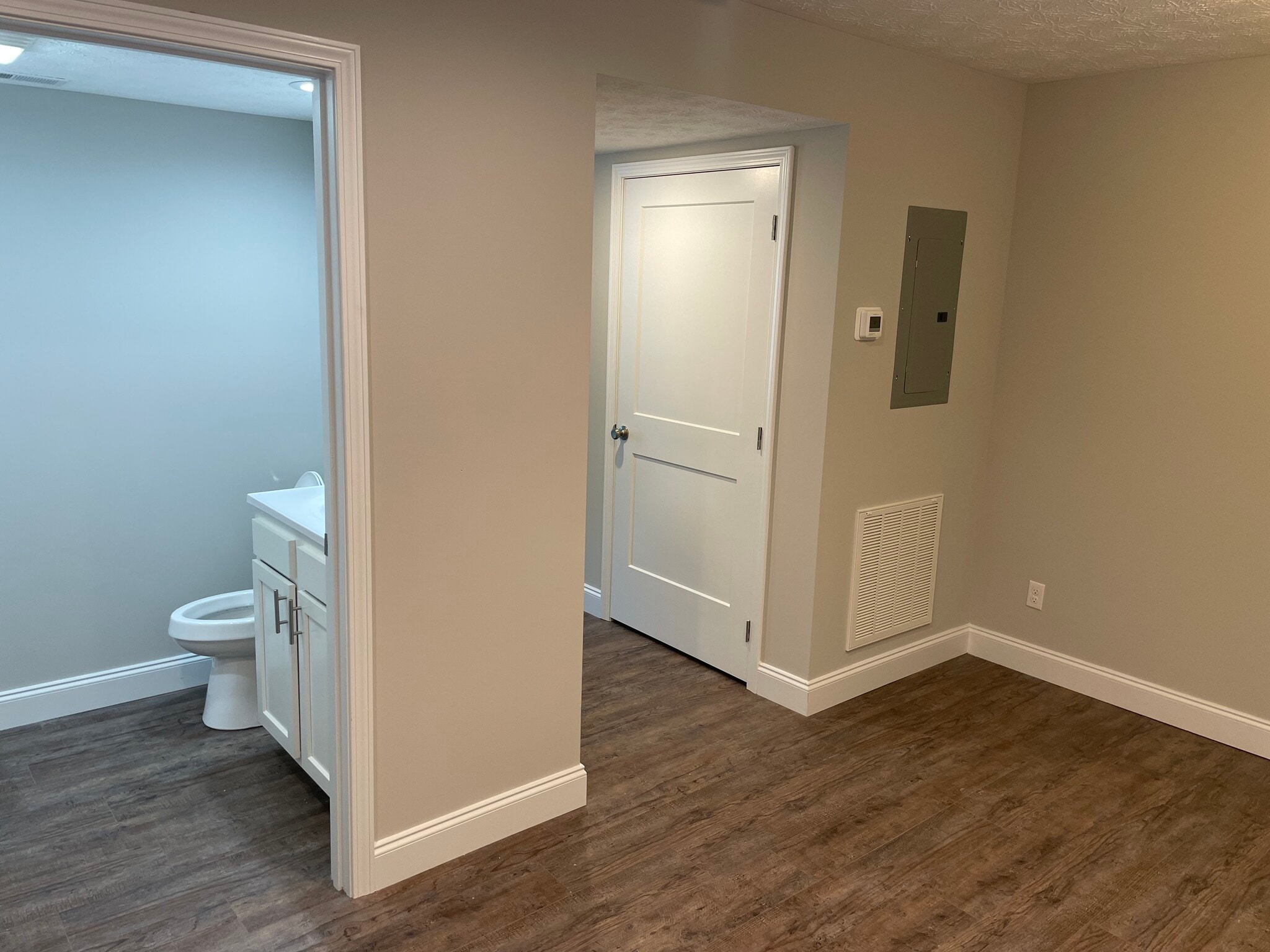 Building Photo - 2005 S Kentucky Ave