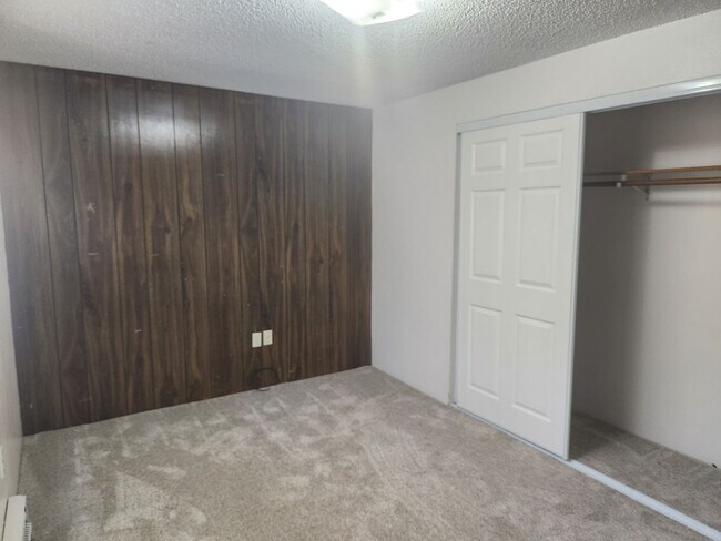 Building Photo - n5404