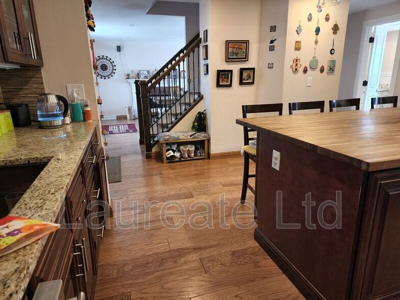 Building Photo - 1959 S Kearney Way