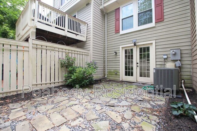 Building Photo - 11916 Fieldthorn Ct