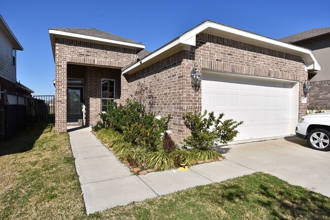 Building Photo - 13038 Leisure Cove Dr