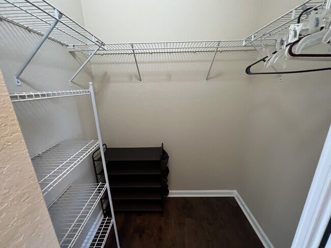 Building Photo - 3222 NW 31st Terrace