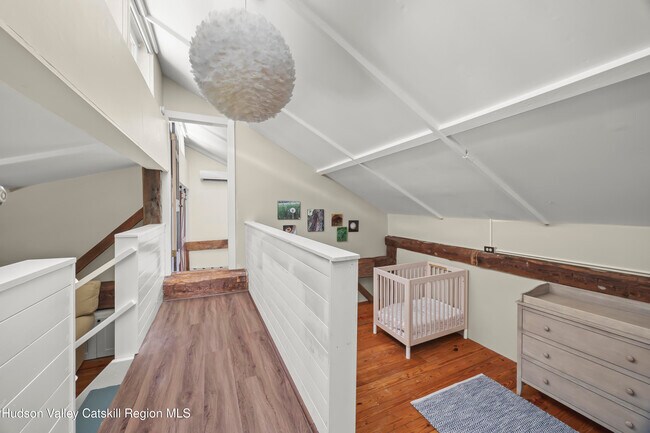 Building Photo - 1977 NY-295