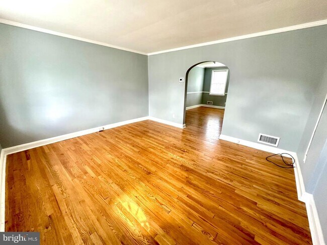 Building Photo - 8318 Loch Raven Blvd
