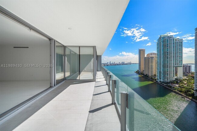 Building Photo - 300 Biscayne Blvd