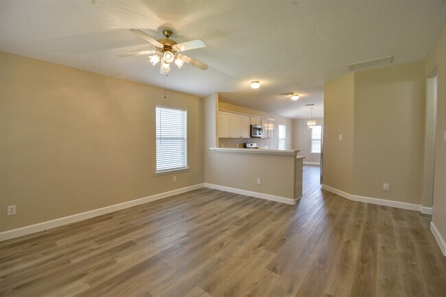 Building Photo - 13027 Lark Point Ct