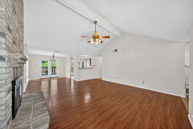 Building Photo - Schertz School District in Woodland Oaks S...