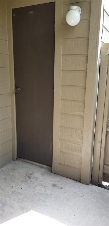 Building Photo - 10053 Westpark Dr