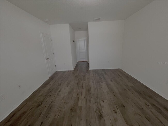Building Photo - 5001 SW 97th Pl