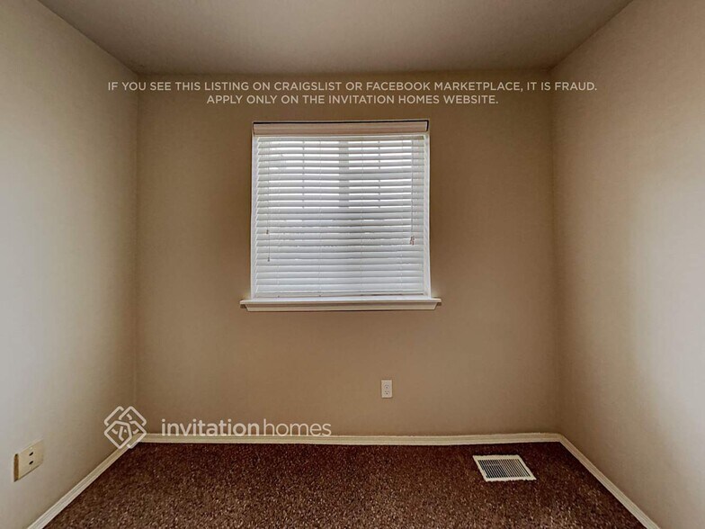 Building Photo - 1821 66th Ave NE