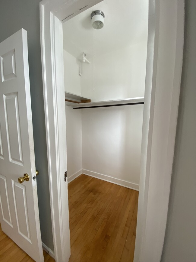 Third bedroom closet - 3724 Grand Blvd