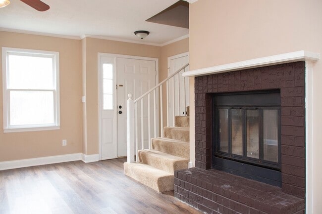 Building Photo - Half off first month rent move in special!