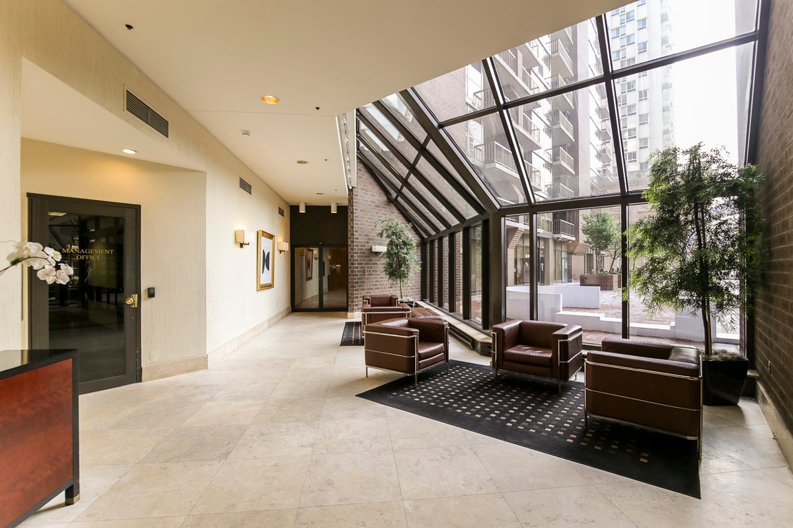 Sparkling new renovated lobby - 233 S 6th St