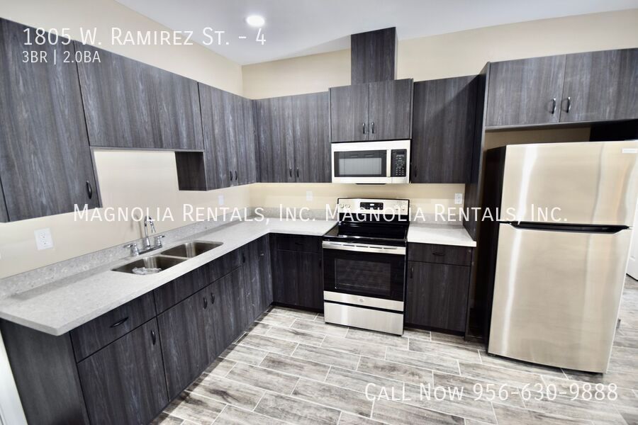 Building Photo - 1805 Ramirez St