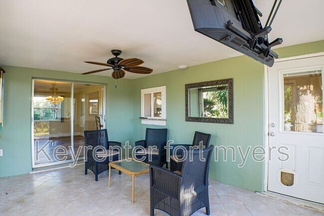 Building Photo - 2221 Cape Way