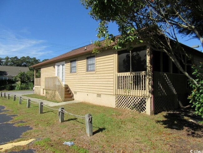 Building Photo - 4483 Baker St