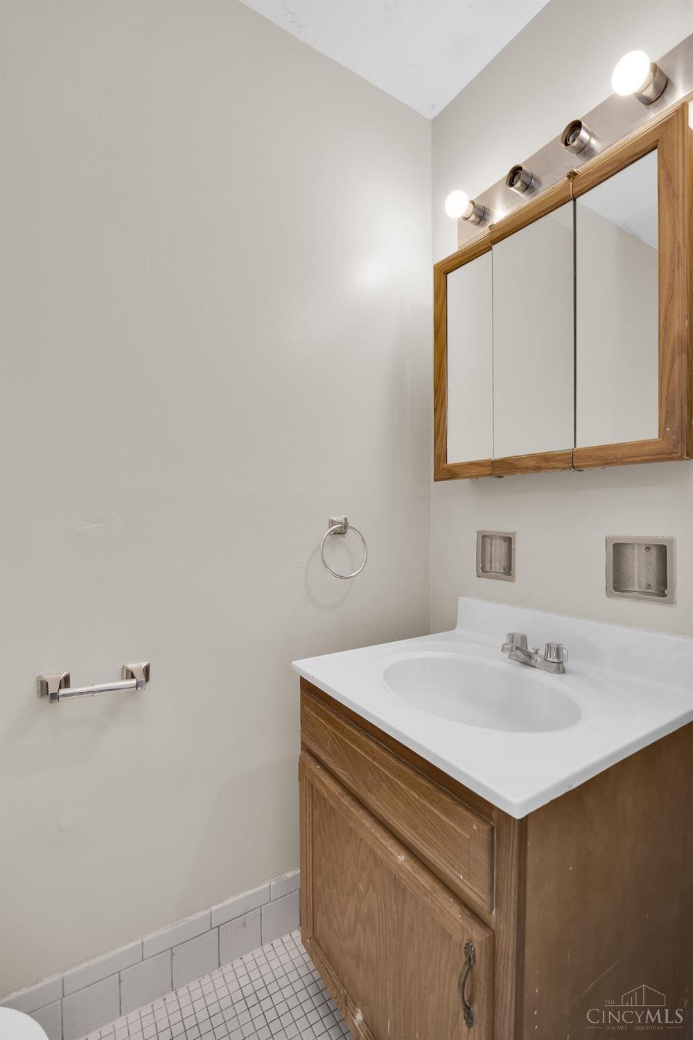 Building Photo - 6110 Stover Ave