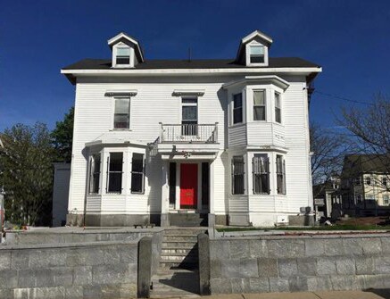 Building Photo - 44 Highland St