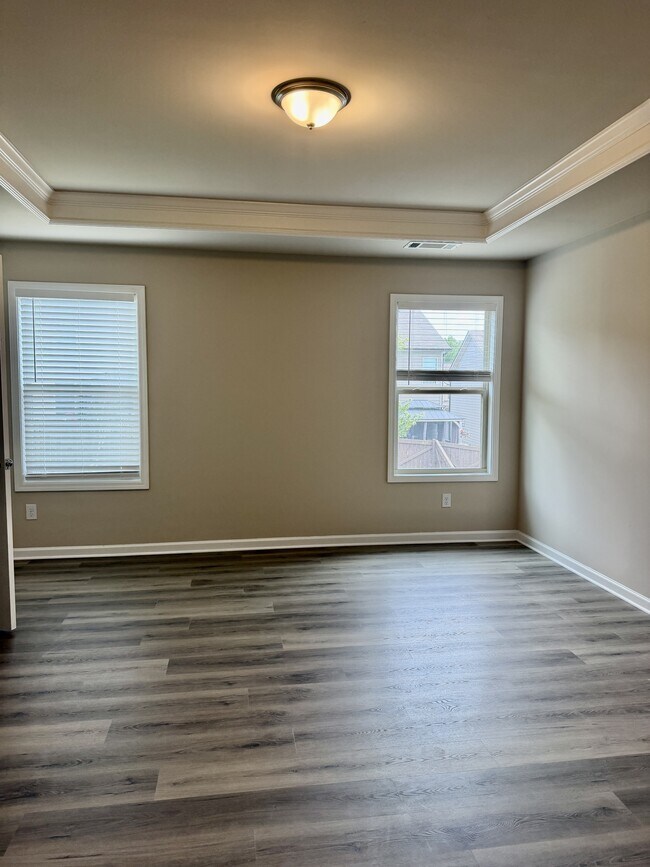 Building Photo - 114 Auburn Depot Dr