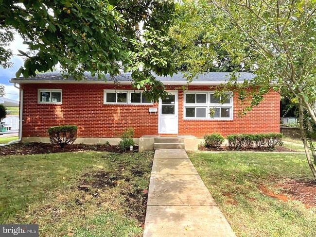 Primary Photo - 1030 Collwood Rd
