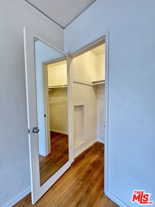 Building Photo - 632 N Harper Ave