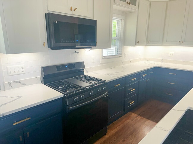 Building Photo - 8320 Telegraph Rd