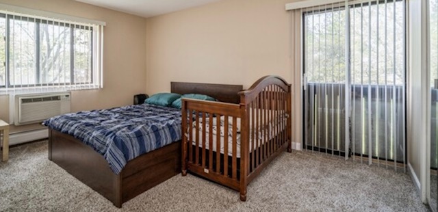 Building Photo - 1806 Hemlock Pl