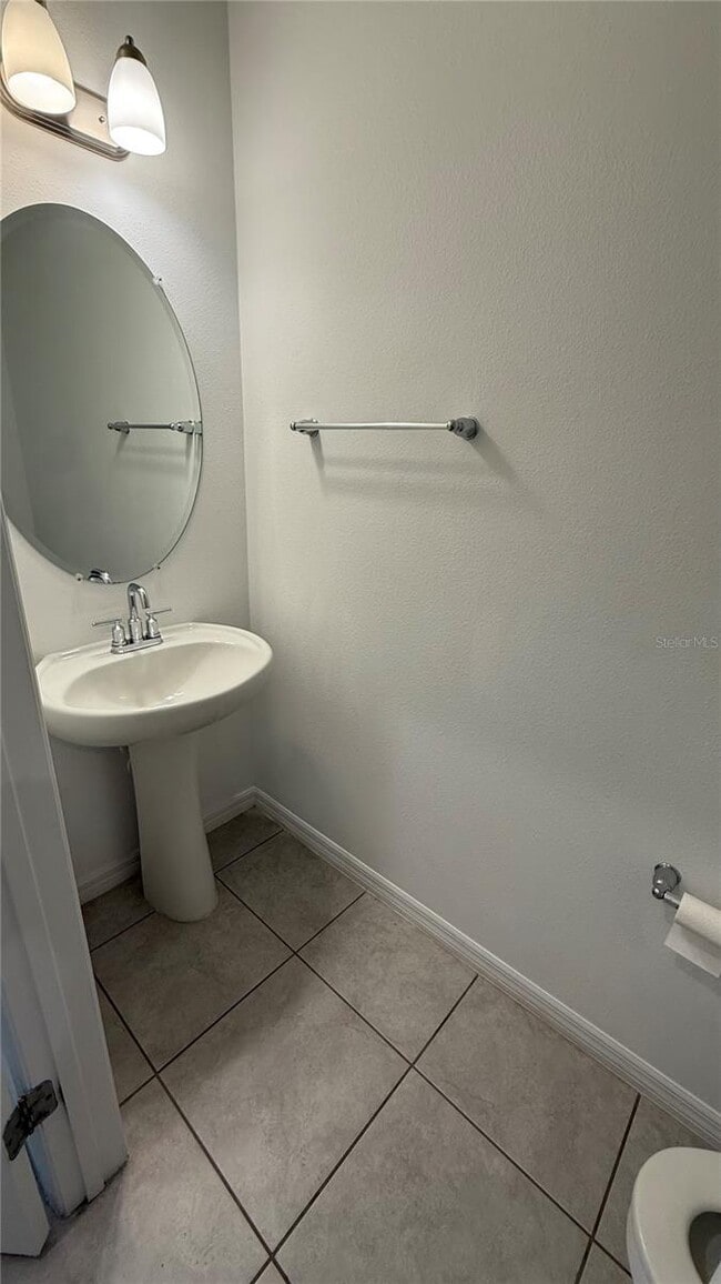 Building Photo - 15619 Willow Arbor Cir