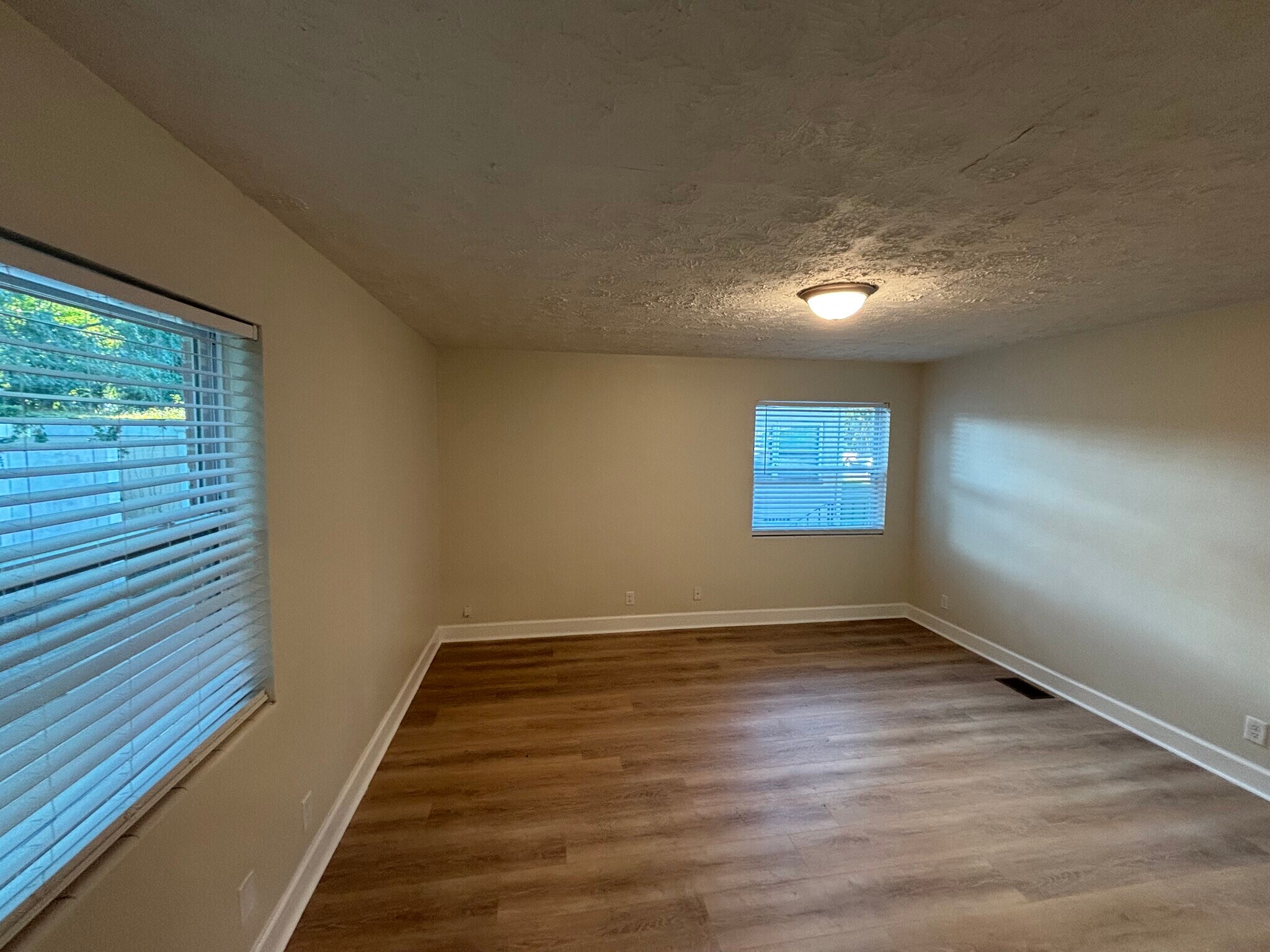 Building Photo - 3142 Belden Cir