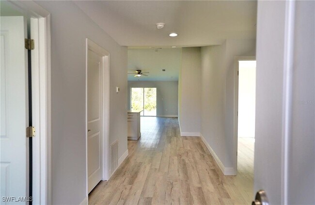 Building Photo - 8463 Agate St