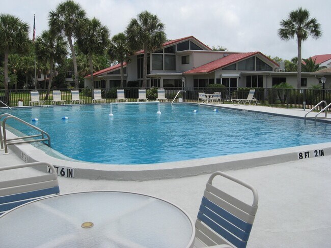 Building Photo - 500 Park Blvd S