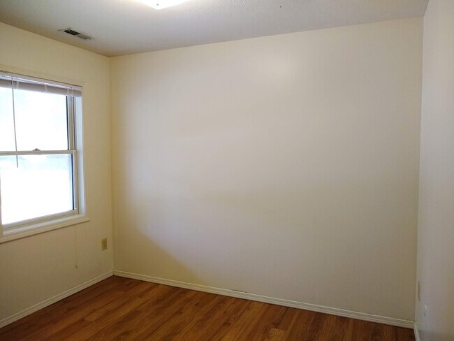 Building Photo - MADISON STREET - AVAILABLE AUGUST 2023