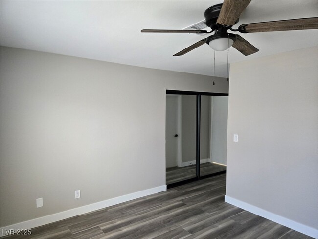 Building Photo - 4719 Cosley Dr