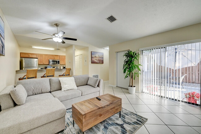 Building Photo - 2910 SW Port St Lucie Blvd