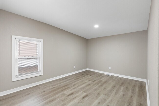 Building Photo - 4109 N 40th St