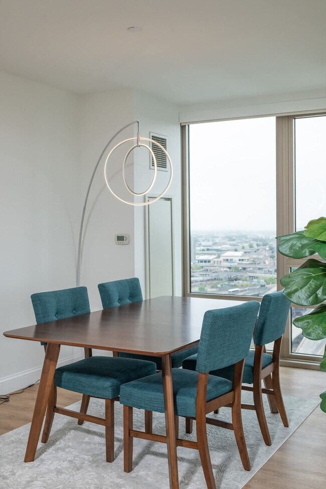 Building Photo - 99 Kneeland St