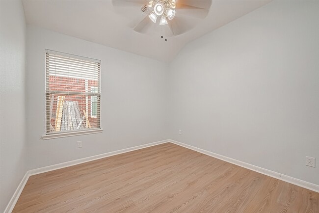 Building Photo - 1922 Bevington Oaks Cir