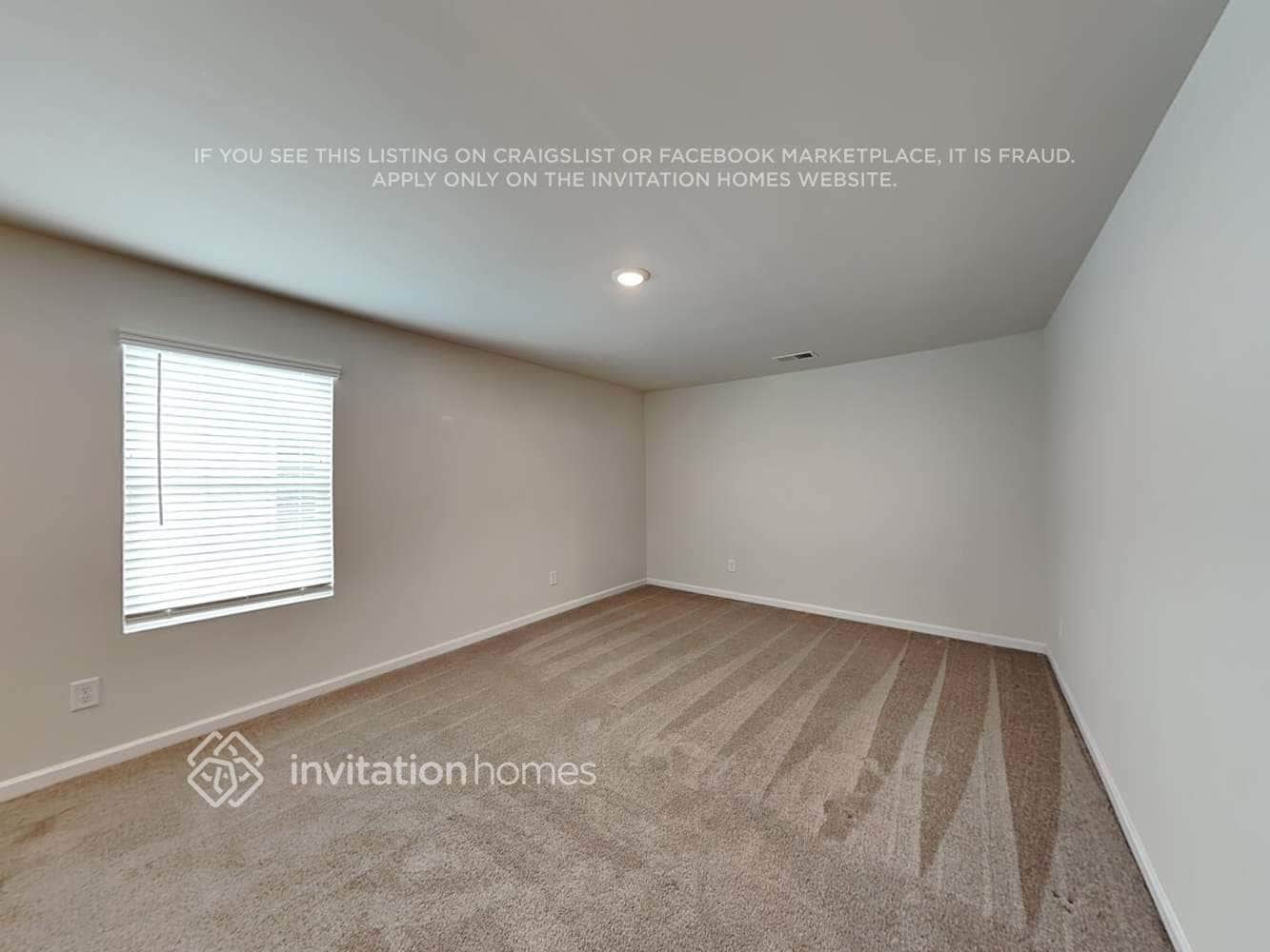 Building Photo - 5113 Spring Breeze Blvd
