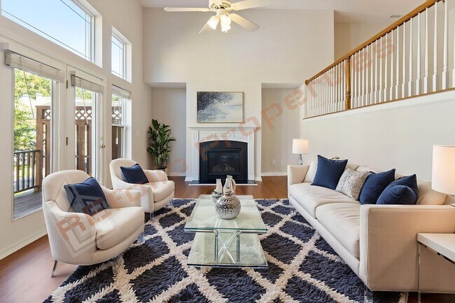 Building Photo - No Carpet! Beautiful 3-Story Townhome with...