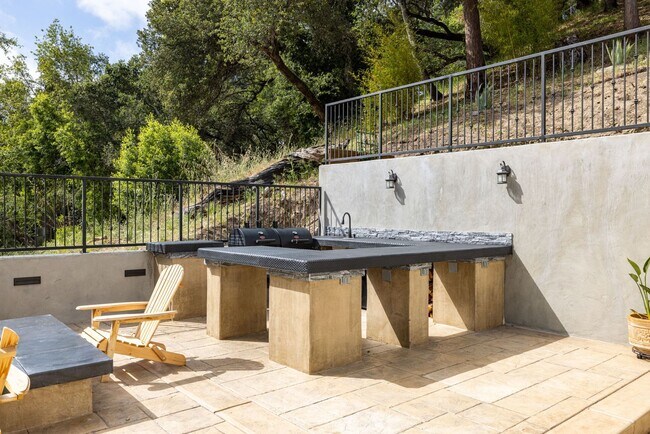 Building Photo - Coming Soon~ Private Wine Country Estate Retreat....