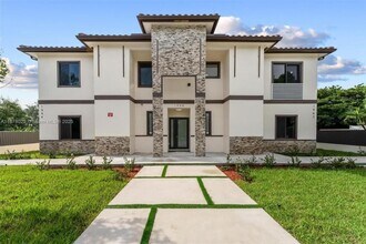 Building Photo - 4 bedroom in Little river FL 33167