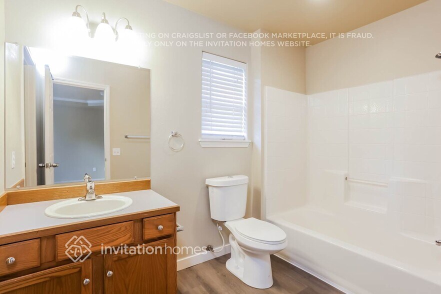 Building Photo - 8628 15th St NE