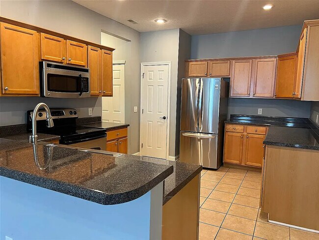 Building Photo - 2500 Crossings Blvd
