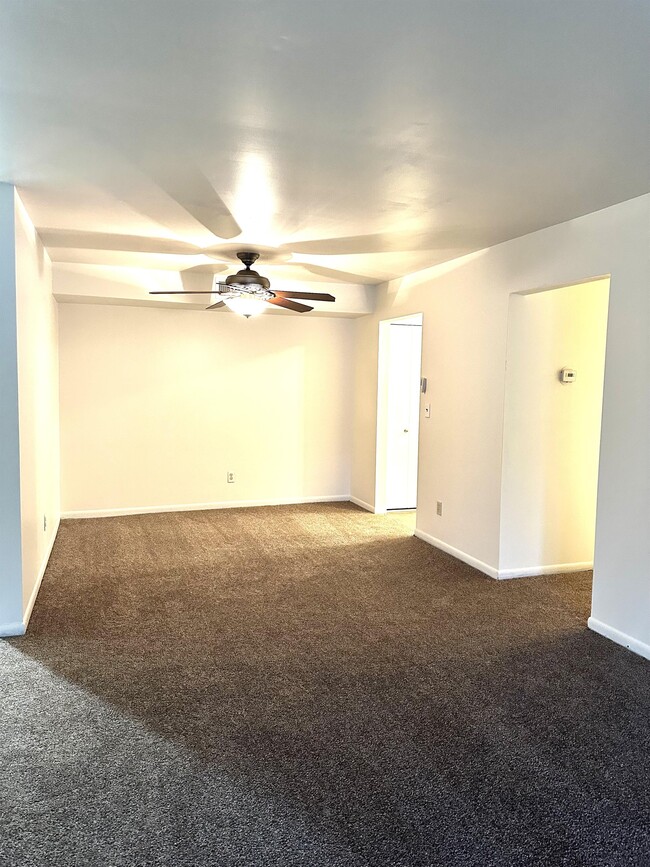 Building Photo - 30715 Shiawassee St