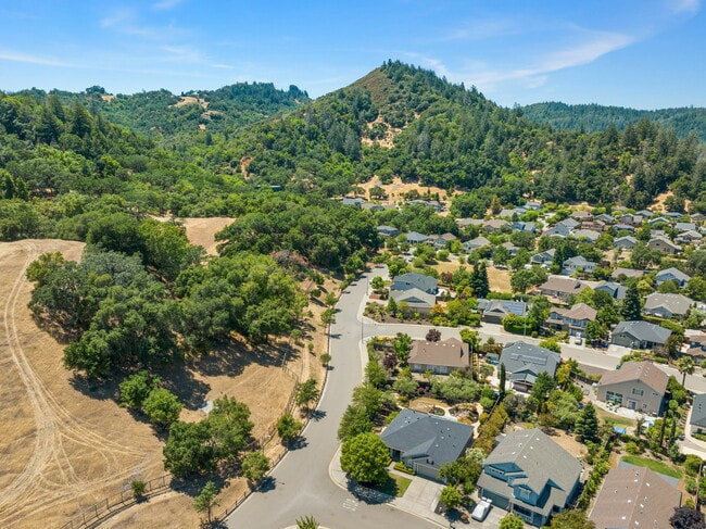 Building Photo - 300 Homewood Ct